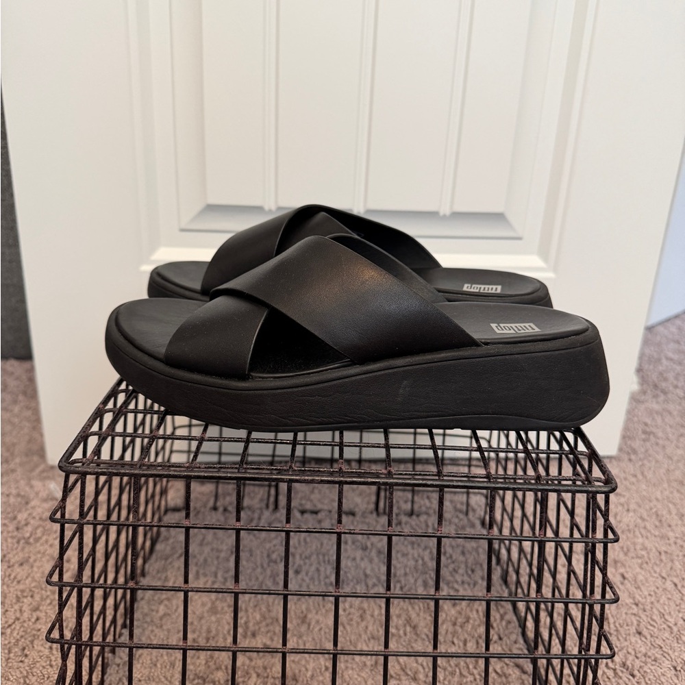 Fitflop Black Crisscross Slide Sandals - Picture 3 of 8